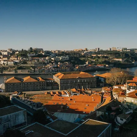 Апартаменты Loveporto Varanda Jardim Centro Порту